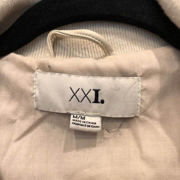 Tan leather jacket - Picture 2 of 7